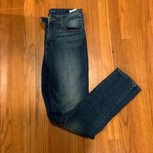 Levi High Rise Skinny Jeans